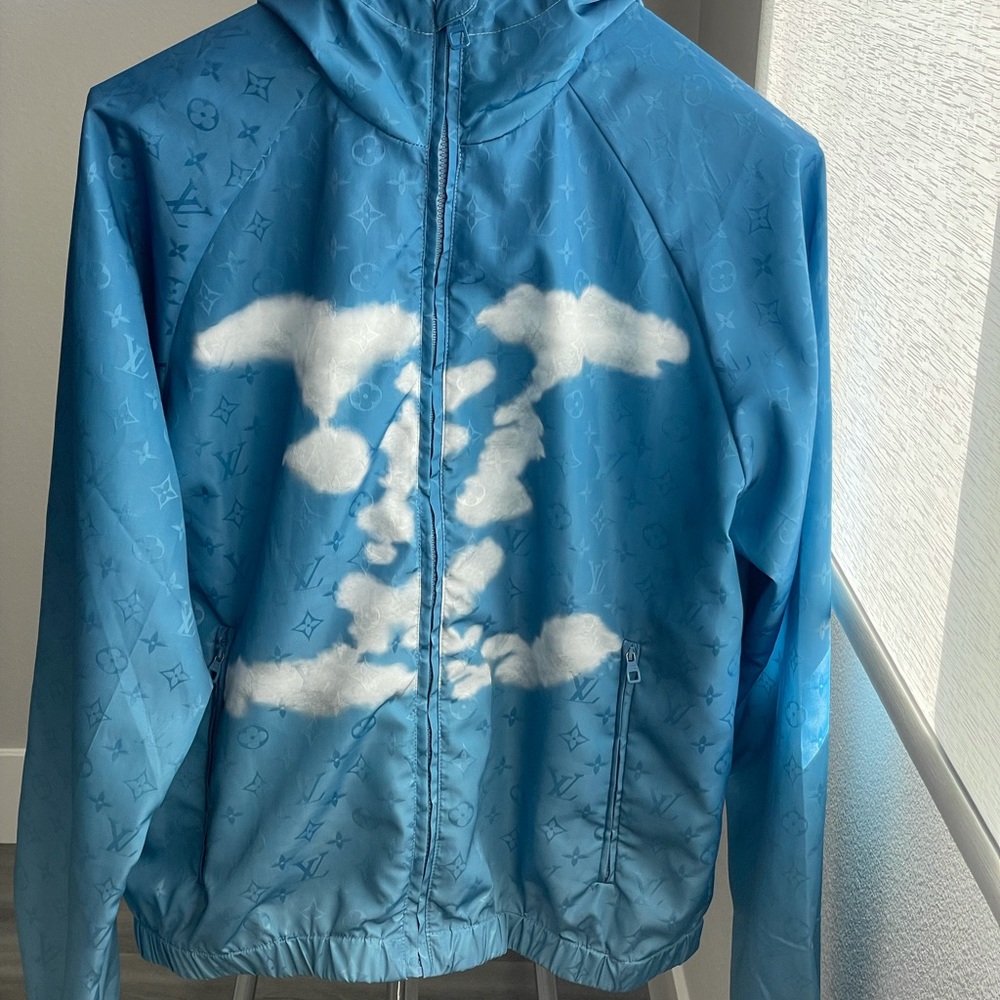 Authentic Louis Vuitton Windbreaker,size 50